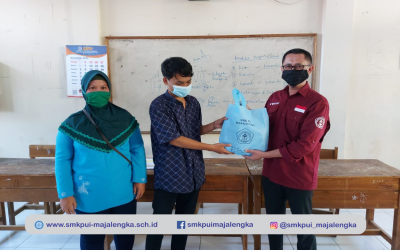 Penyaluran Bantuan Keluarga Ekonomi Tidak Mampu ( KETM )  SMK PUI Majalengka